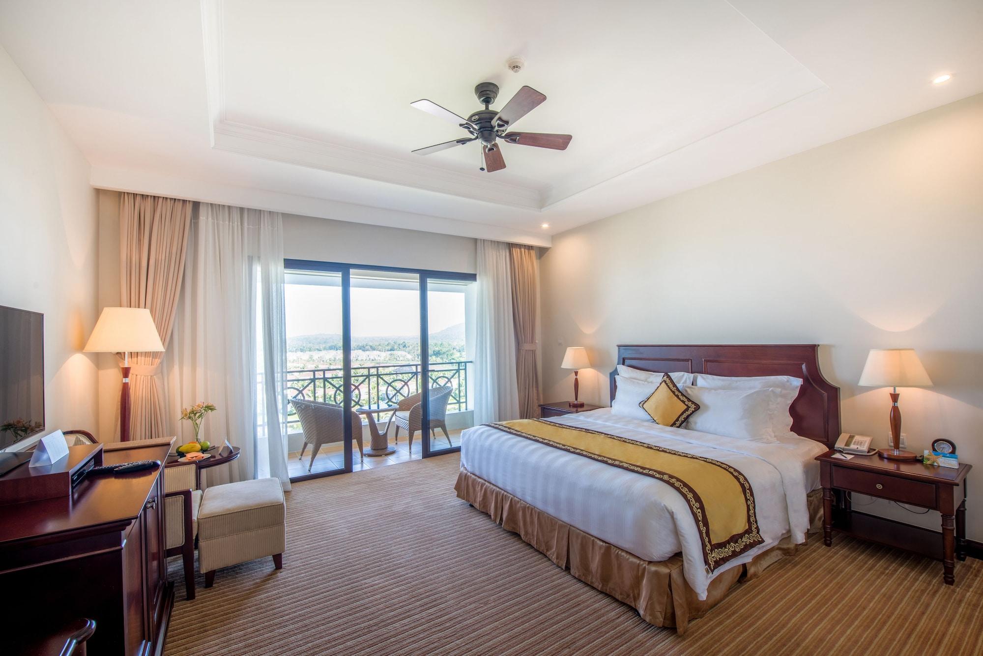Sheraton Phu Quoc Long Beach Resort מראה חיצוני תמונה